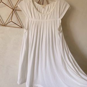 White Roman or Greek style top